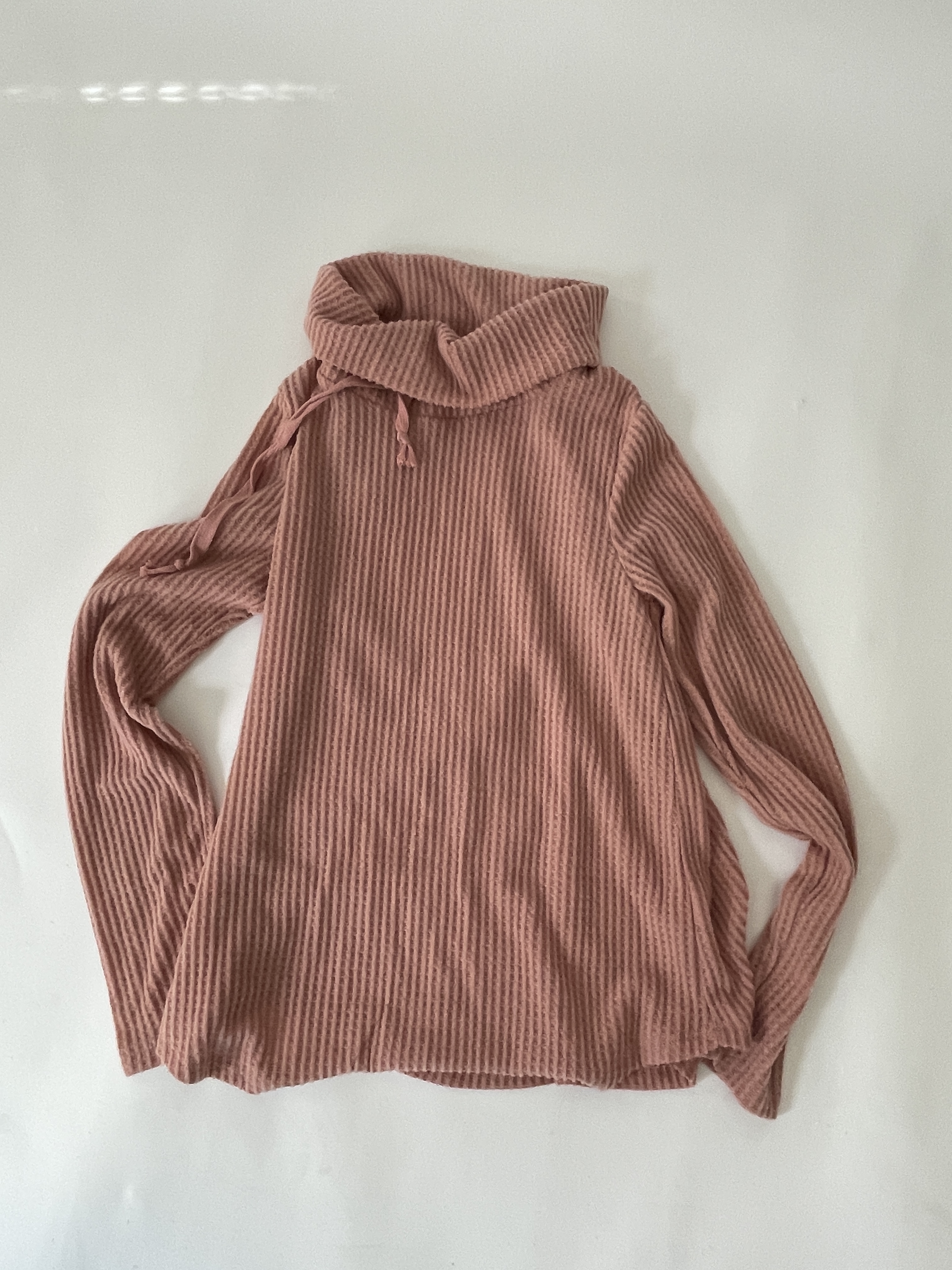 Long Sleeve Waffle Knit  Turtleneck Pullover (Mauve)